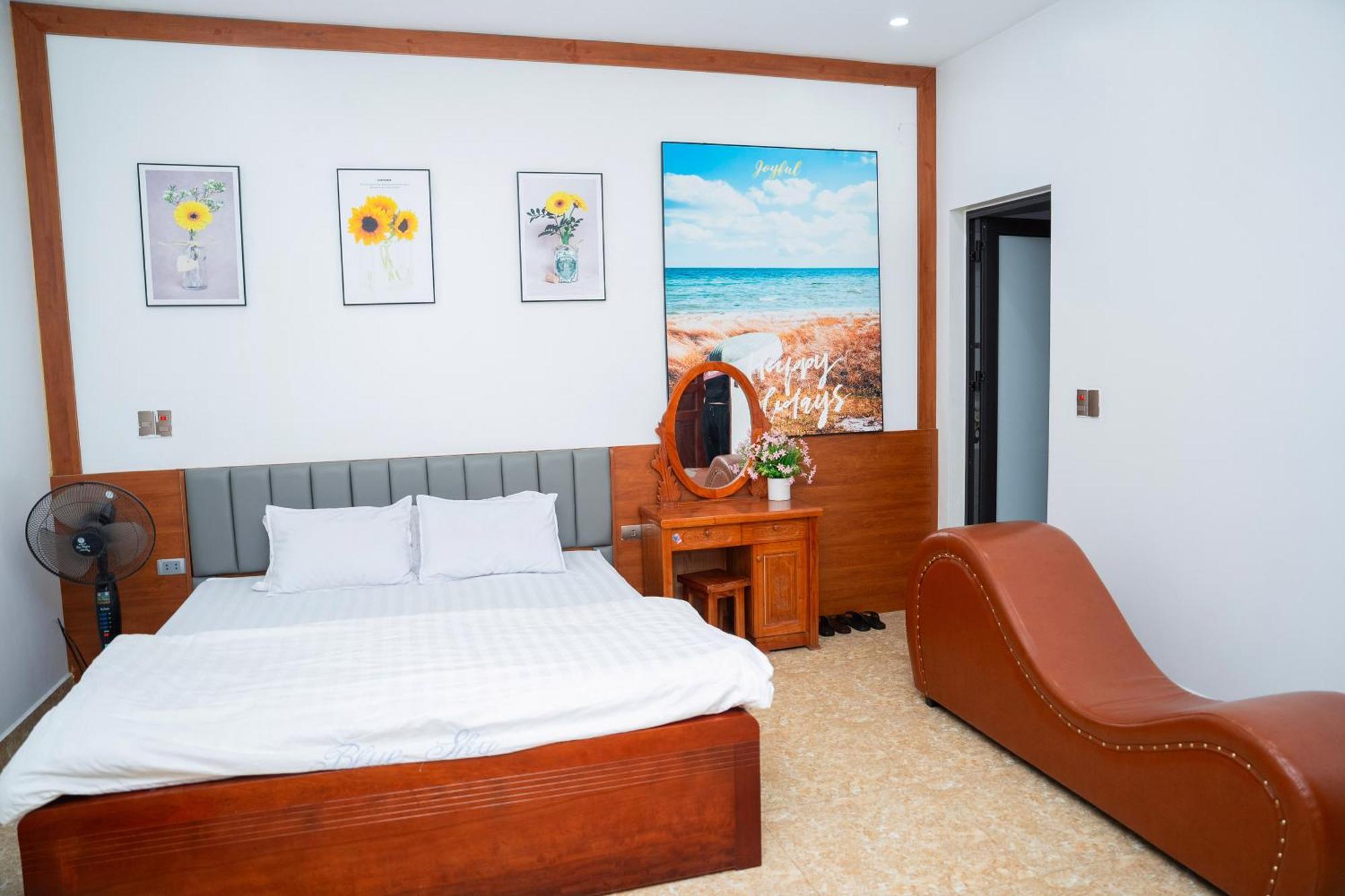 Phuong Hoa Hotel Uong Bi Buitenkant foto