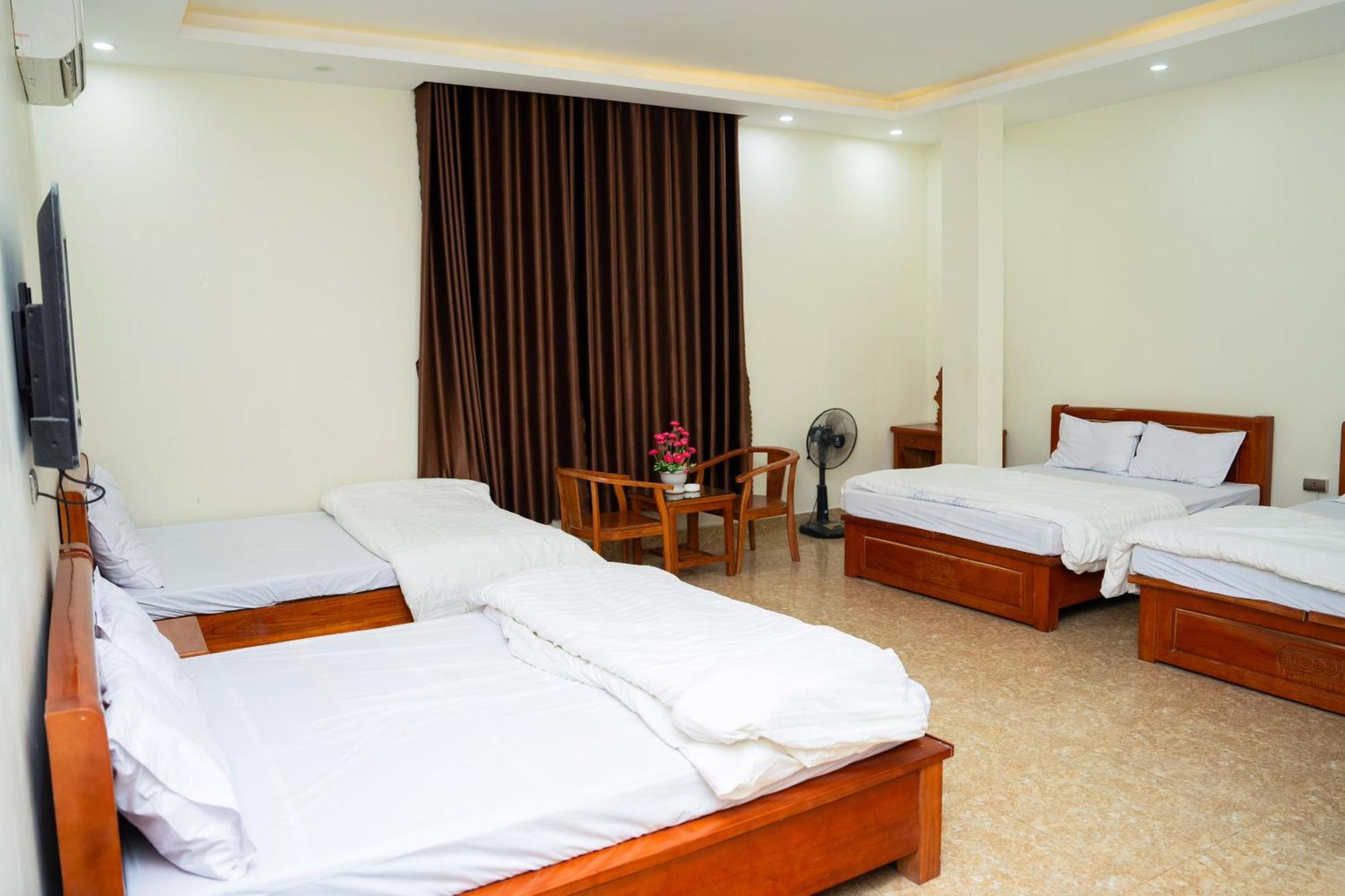 Phuong Hoa Hotel Uong Bi Buitenkant foto
