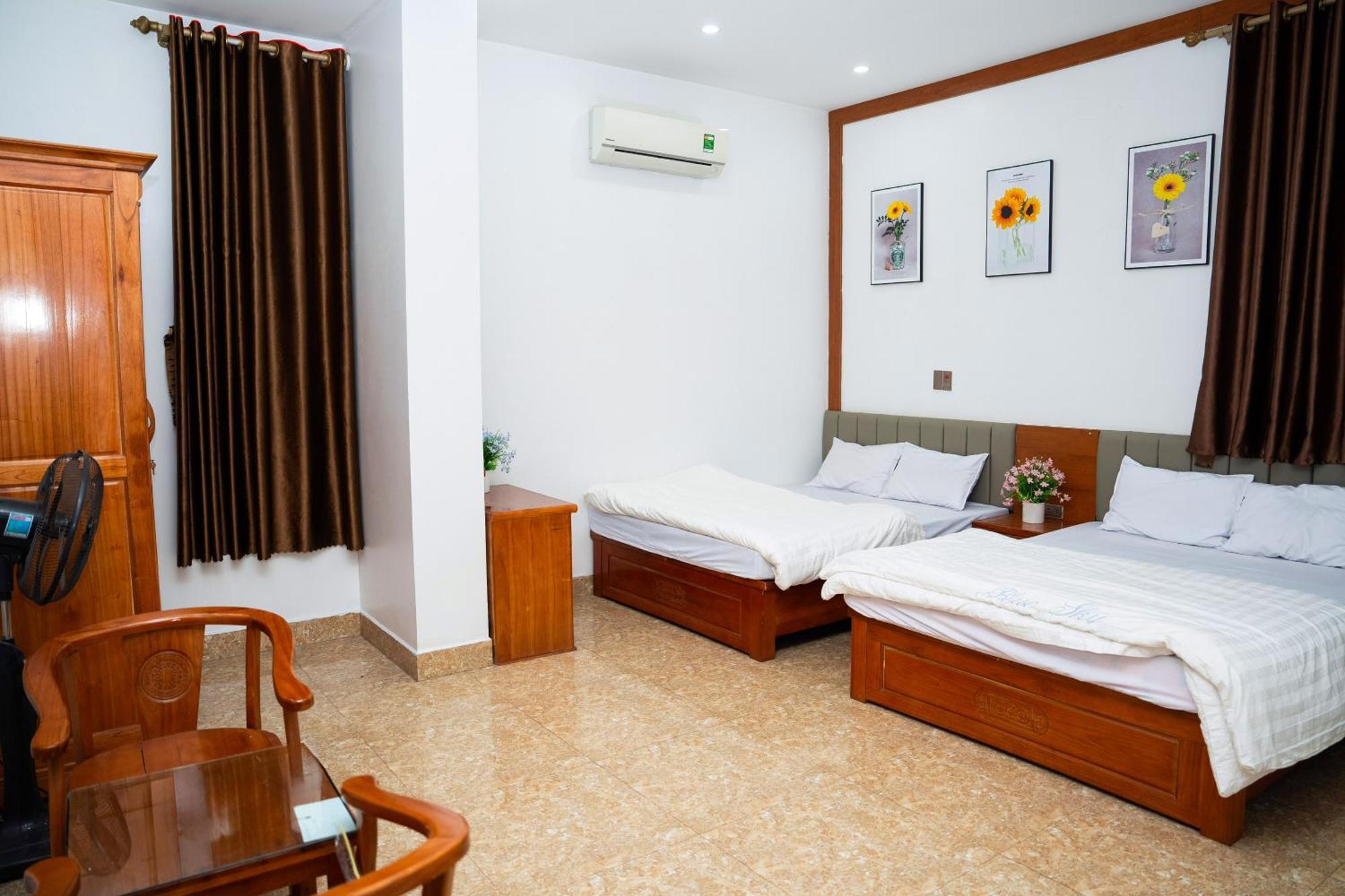 Phuong Hoa Hotel Uong Bi Buitenkant foto